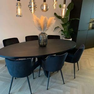 Zwarte eikentafel ovaal