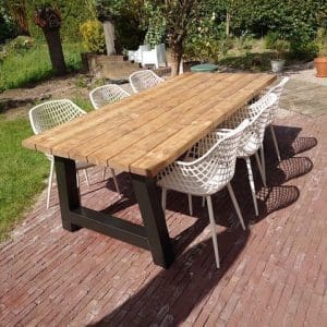 Buitentafel gebrand met zwarte poot
