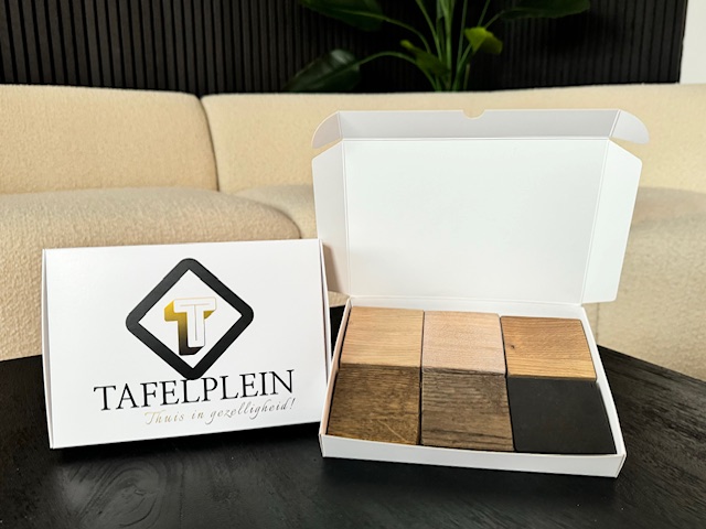 Kleurstalen voor de tafels van Tafelplein