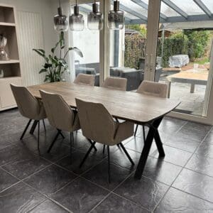 Eiken eettafel Deens ovaal met stalen Xah