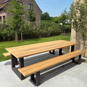 Stel jouw tuintafel volledig op maat samen